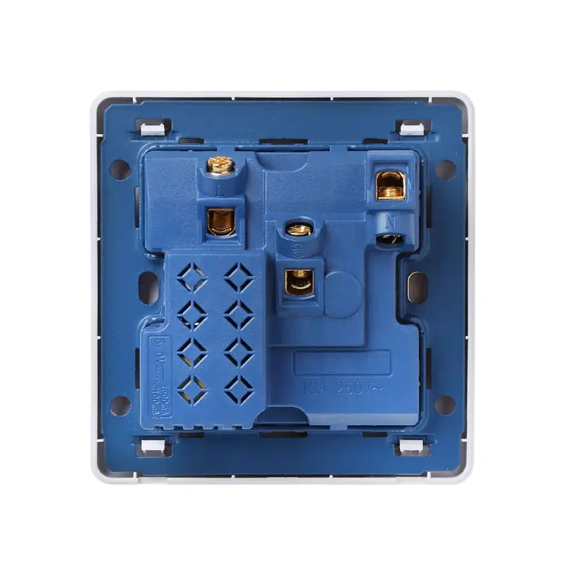 

M6CF Wall Socket With LED Light Switch 86 Type 5 Holes Double USB White PC Panel