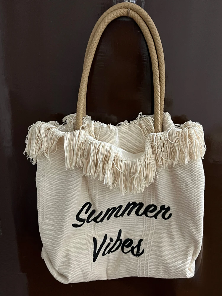 

Модная вместительная сумка на плечо для путешествий, Новинка лета 2023, холщовые сумки с надписью для женщин, дизайнерские Роскошные брендовые сумочки с кисточками