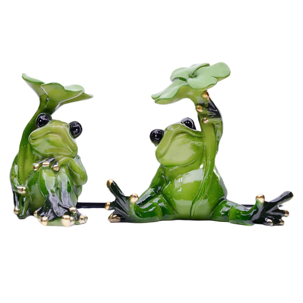

2pcs Garden Frog-shaped Models Outdoor Frogs Decors Couple Frogs Ornaments