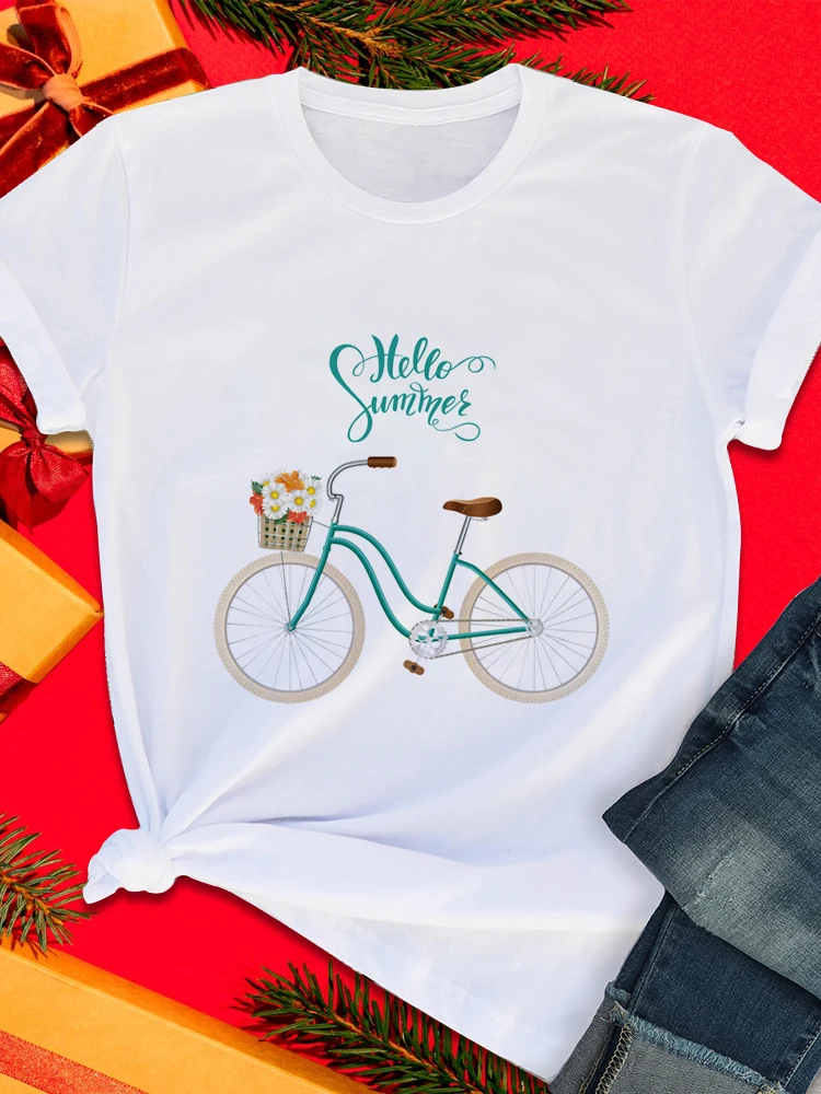 Рисунок 4 - Футболка женская с коротким рукавом