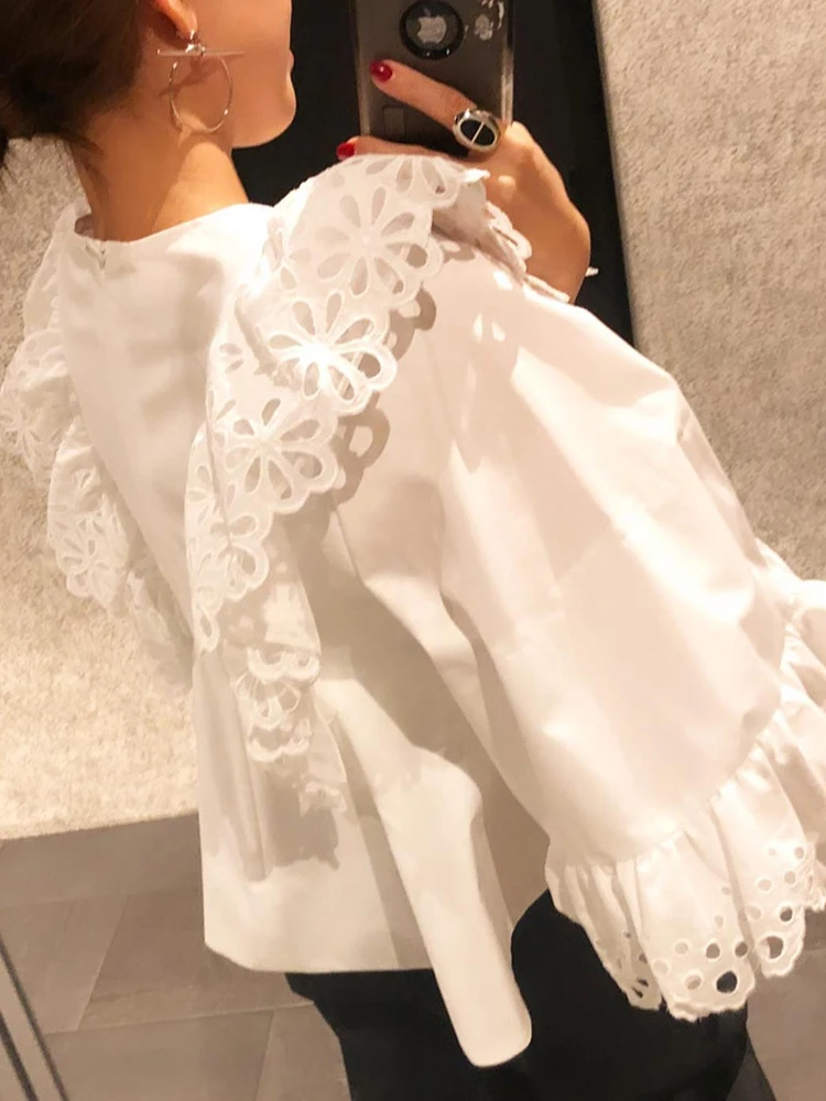 

2022 New Spring Summer Women O Neck Lace Hollow Out Loose White Blouse Japan Style Elegant Long Sleeve Shirts Tops Femme