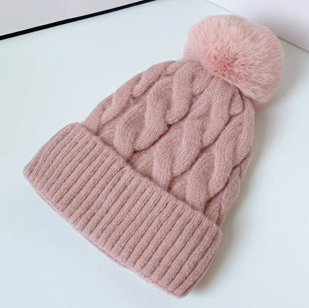 

Зимняя женская шапка из кашемира и шерсти