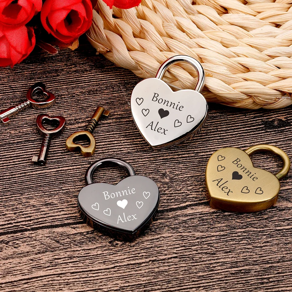 

Couple Personalised Heart Padlock Engraved Name Love Lock with Key for Boyfriend Girlfriend Engagement Wedding Anniversary Gift