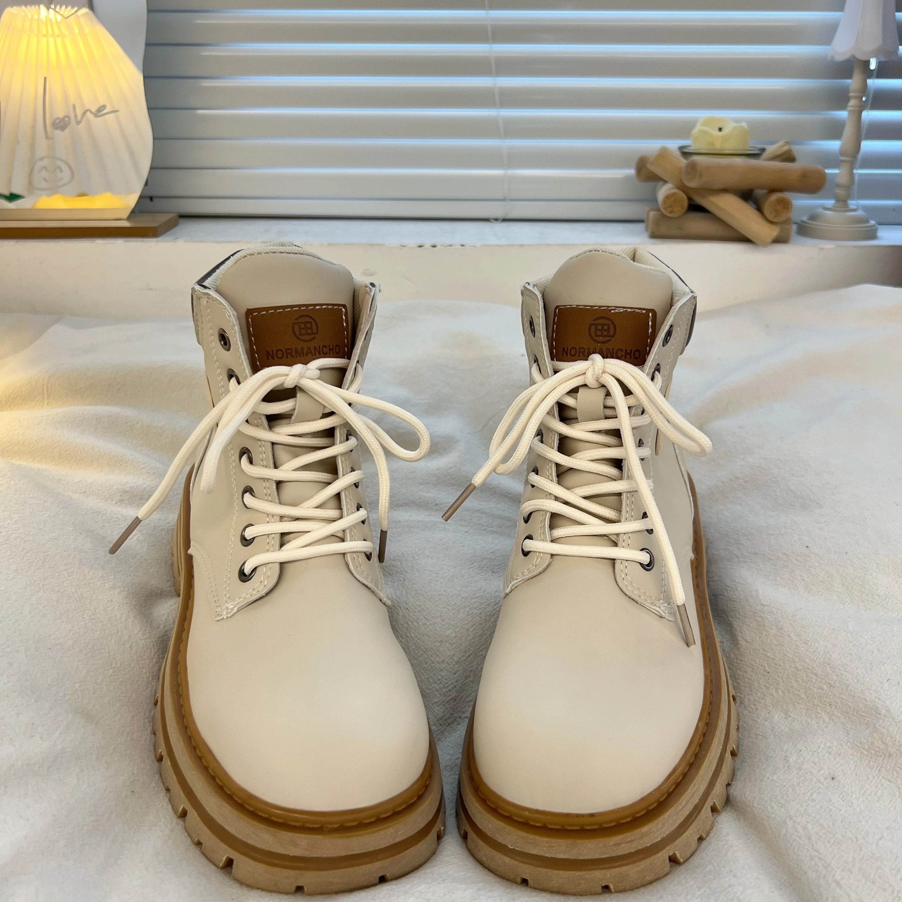 

2022 platform boots Autumn winter women ankle boots lace up Woman boots retro Martin boots Japanese college girls Lolita shoes