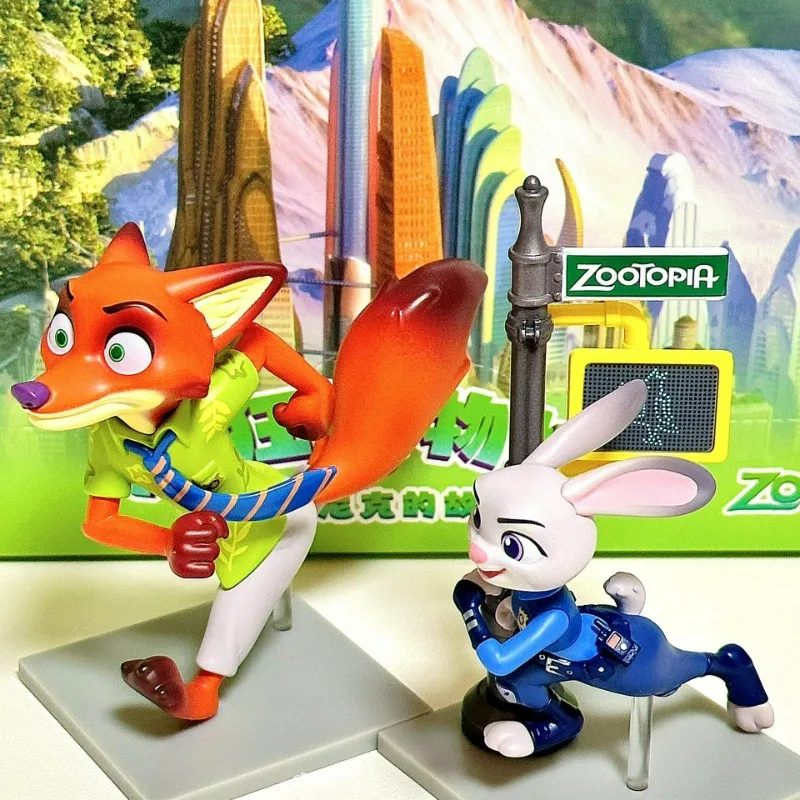 Фото Коллекционные фигурки ZOOTOPIA: Серия «Истории Джуди и Ника», случайный набор, кавайные аниме-фигурки, загадочная коробка, настольная модель, украшение, игрушка, подарок №4