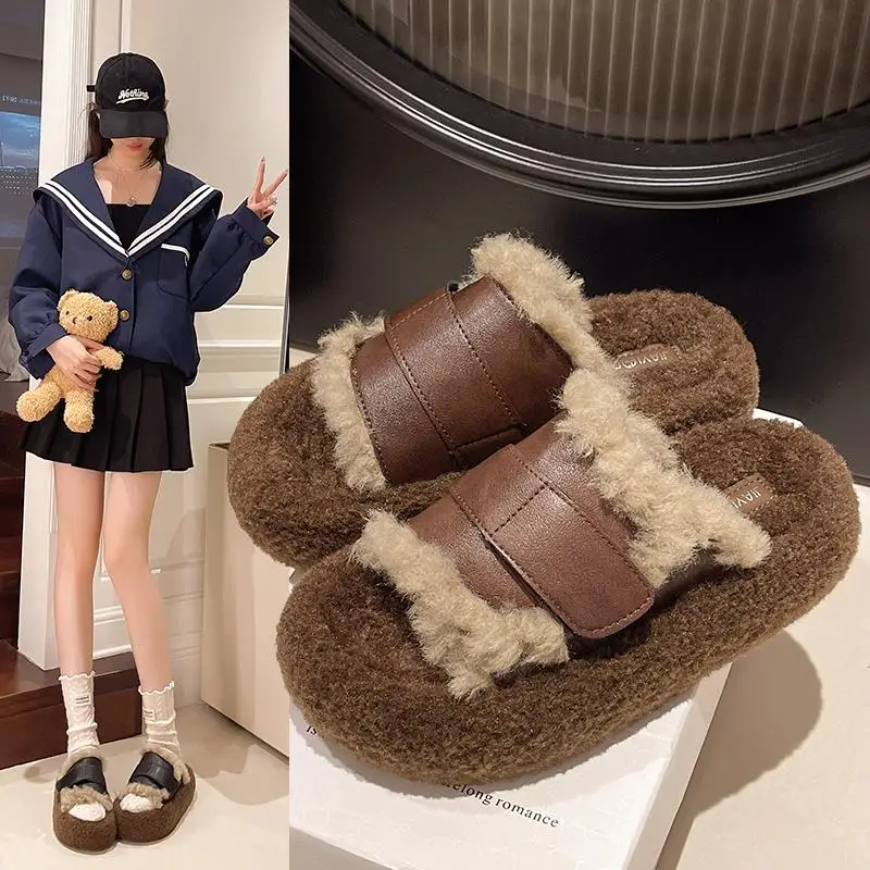 Обувь женские тапочки уличные шлепанцы на платформе пантофле меховые 2024