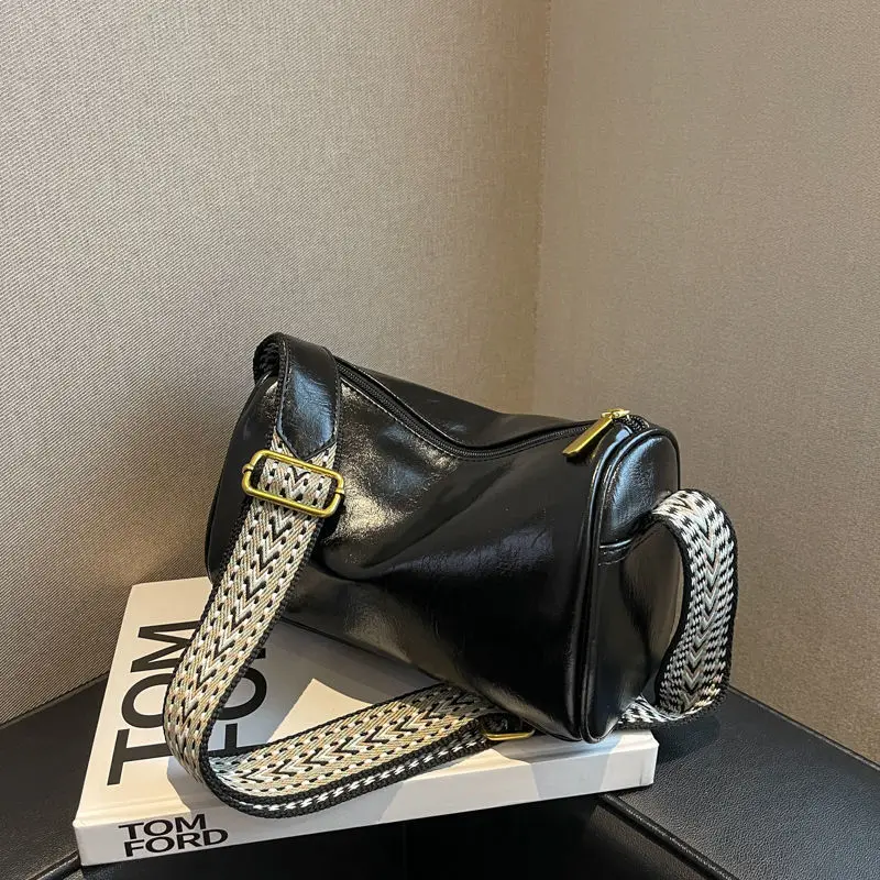 

Vintage PU Leather Boston Women Small Handbag and Purse Fashion Designer Crossbody Bag Female Casual Travel Pillow Shoulder Bag