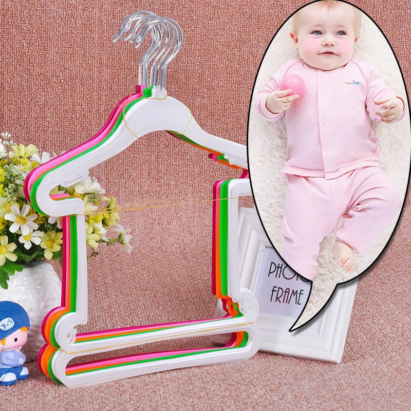 5 Pieces/Set Hangers Plastic Baby Treasure Set Store Kids One Piece Hangers Clothing Little Kids Clothes Display Clothes Holder