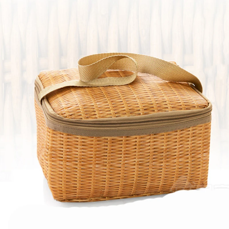 Portable Wicker Rattan Outdoor Picnic Bag Waterproof Tableware Insulated Thermal Cooler Food Container Basket for Camping