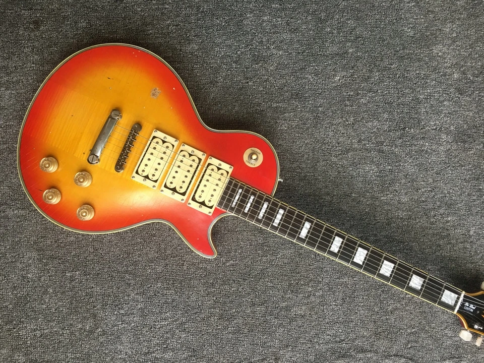 

HOT!Custom Shop Gary Moore Peter Honey Sunburst Flame Maple Top Relic Electric Guitar custom guitar