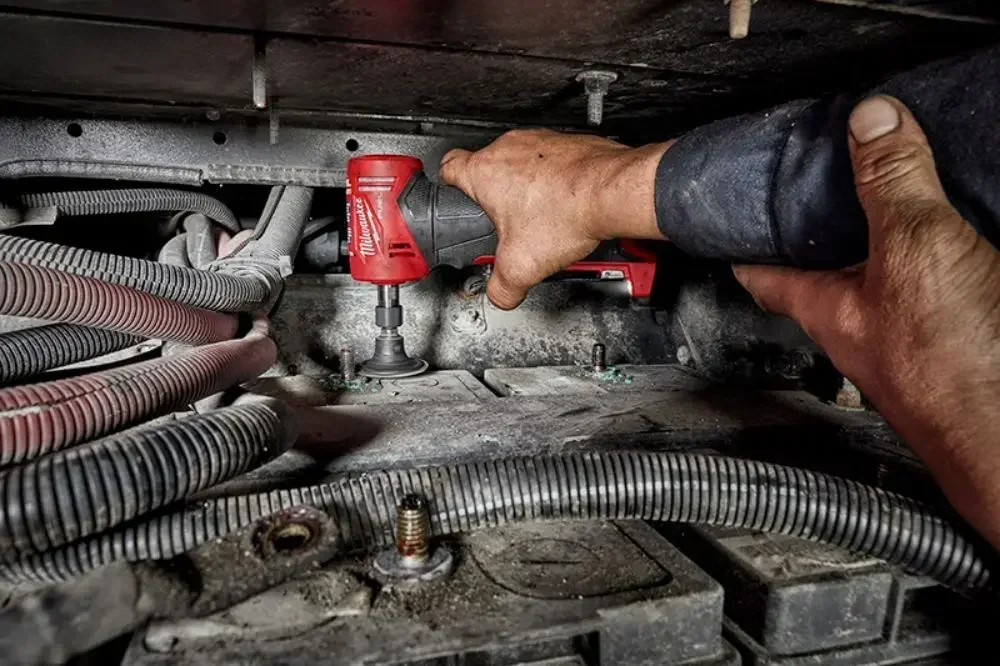 Milwaukee M12 FDGA/2485 ТОПЛИВНОЕ ™ 1/4" прямоугольная бесщеточная аккумуляторная