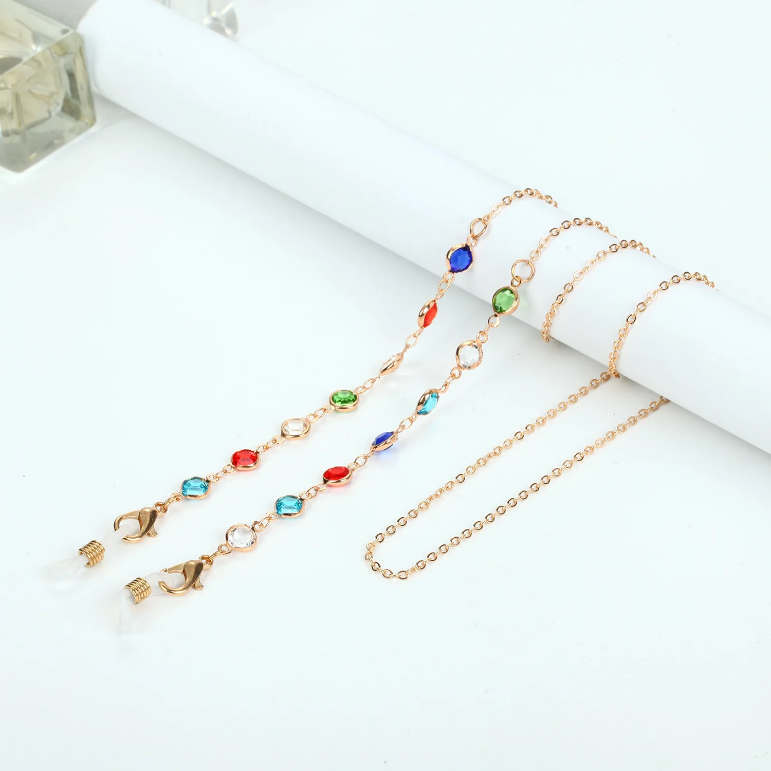 

Fashion Acrylic Crystal Sunglasses Chain Round Beaded Neckband Eyeglass Chain Mask Lanyard Holder Glasses Chain Women Jewelry