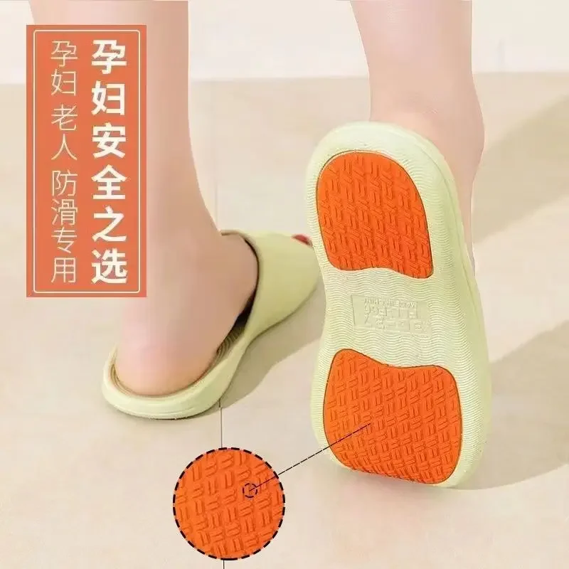 

Нескользящие тапочки для людей среднего и пожилого возраста в бесшумных ванных комнатах летом