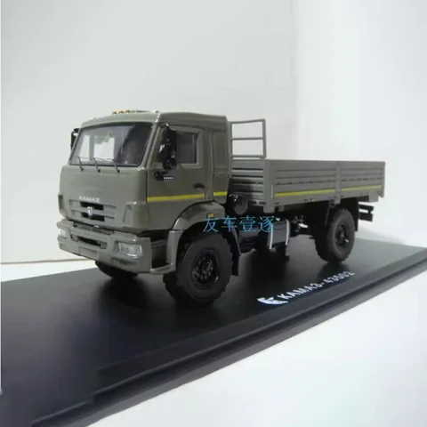 Статичная модель грузовика Камаз WELLY 1:43  металл