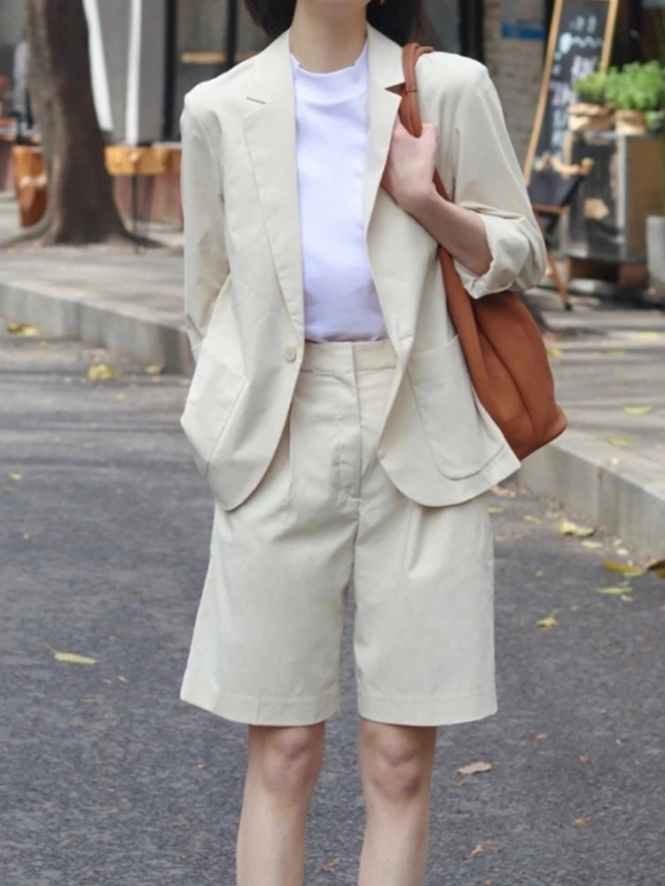 

Летний элегантный повседневный Женский костюм с блейзером и шортами, куртка с длинным рукавом, штаны с высокой талией, комплект из двух предметов, модные деловые костюмы