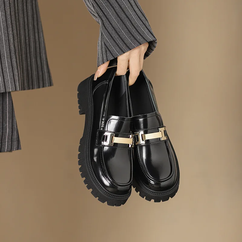 

2023 Spring Autumn New Cowhide Loafers Women Fashion Casual Leather Platform Shoes for Women Metal Buckle Zapatos Mujer Pumps