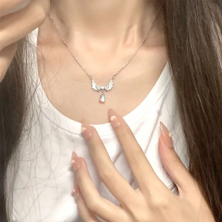 

Korean Chic Luxury Wing Crystal Pendant Necklace Choker Party Wedding Jewelry