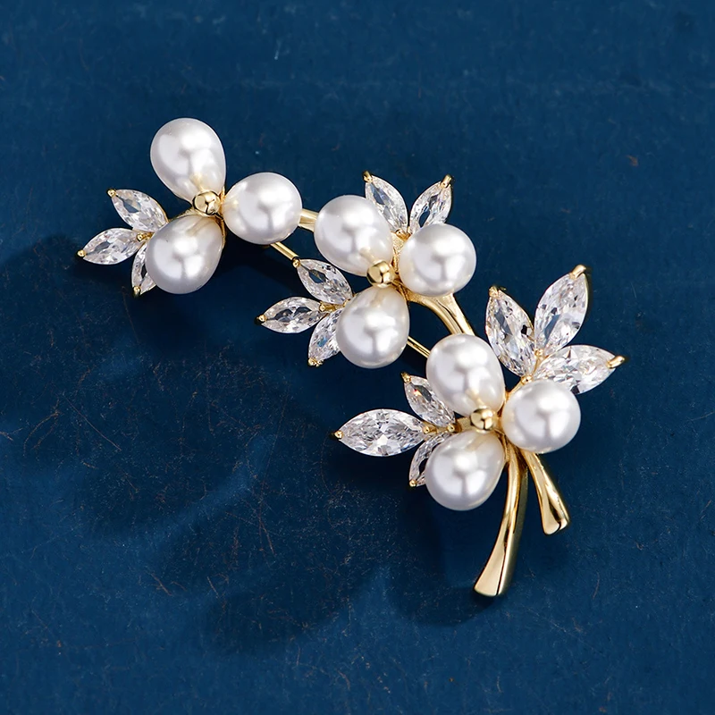 Luxury Flower Pearl Women's Brooch Cubic Zircon Plant Female Brooches Pins Vintage Wedding Party Accessories Bridesmaid Gift |