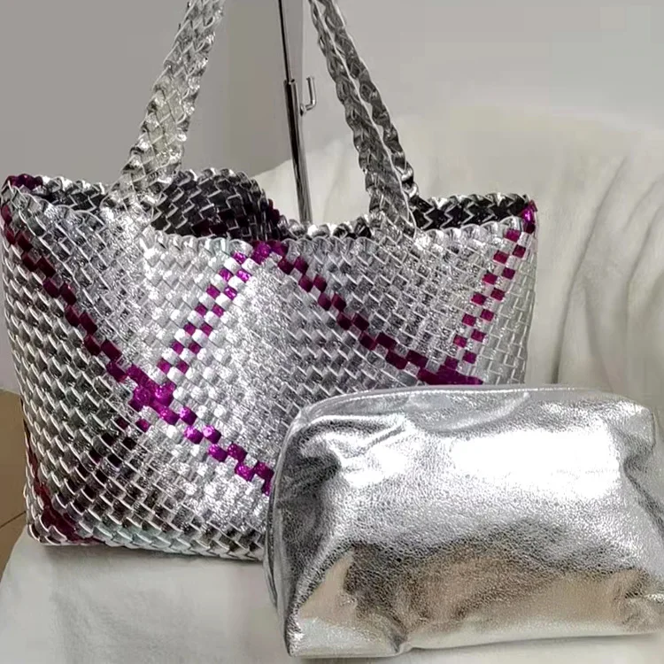 

2022 Snake Pattern Color Matching Hand Woven Handbag Single Shoulder Steamed Stuffed Bun Mother Bag Beach Tote Bag Shopping Bags