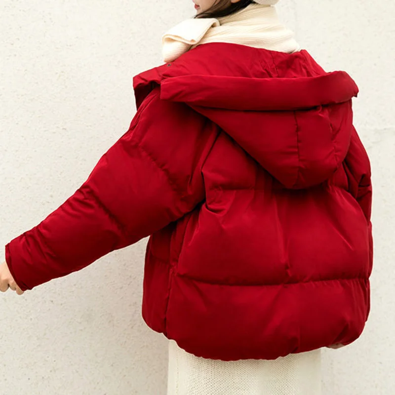 

2022 Short Winter Female Coat Puffer Warm Quilted Jacket Women Loose Fashion Parka Casacos Outerwear Snow Wear Loose BF Ukraine