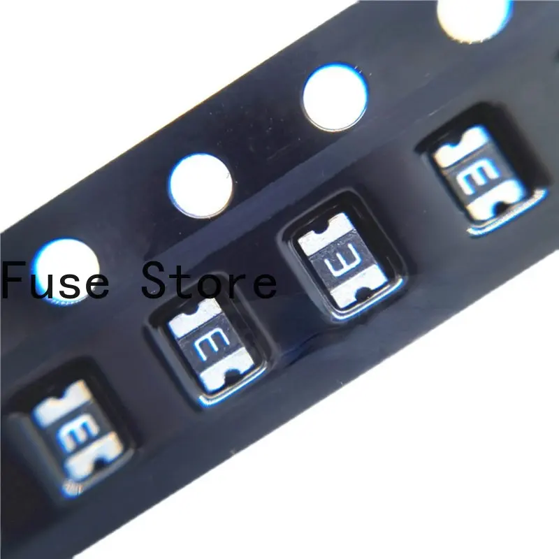 

30PCS -SMD0805-175L-6/12 SMD Low-resistance PTC Self-recovery Fuse 0805/1.75A/6V/12V