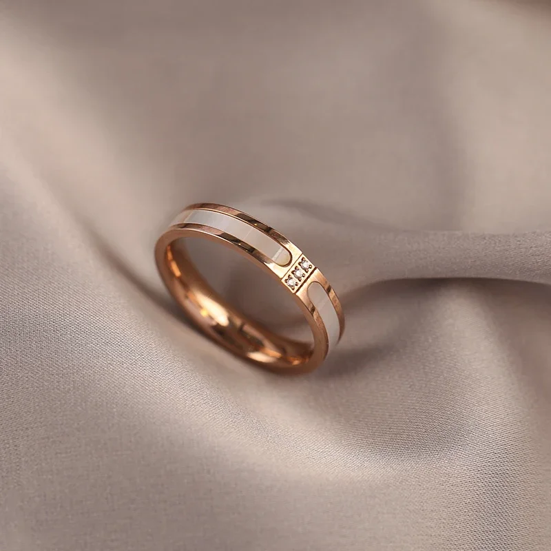 

Classic Luxury Titanium Steel Fadeless Shell Rose Gold Rings For Woman Korean Fashion Jewelry Gothic Party Girl's Sexy Ring Set