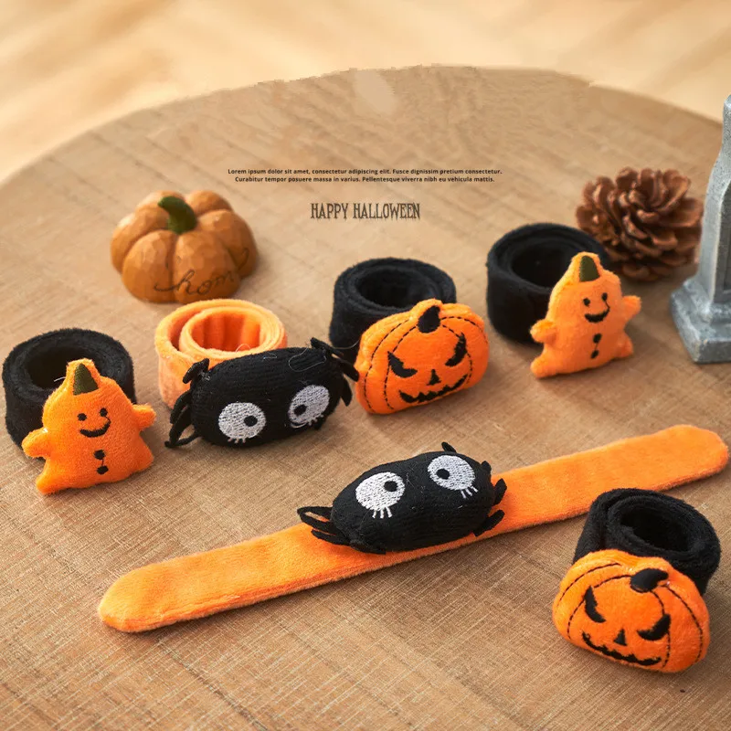 

4 шт. семейный подарочный набор для вечеринки, паук, тыква, призрак, Хлопушка, браслет, забавное кольцо, браслет, кольцо, игрушки для хэллоуиве...