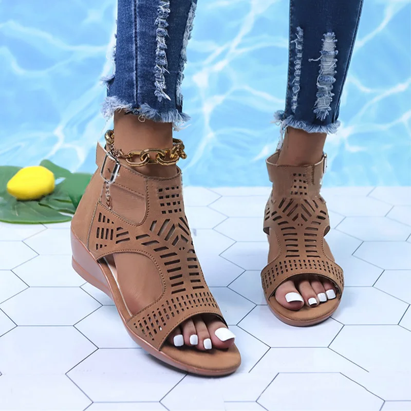 

2022 Summer Ethnic Style Casual Female Sandalias Buckle Cover Heels Shoes Women's Sandals Wedges Hollow Out Retro Shoes Ladies
