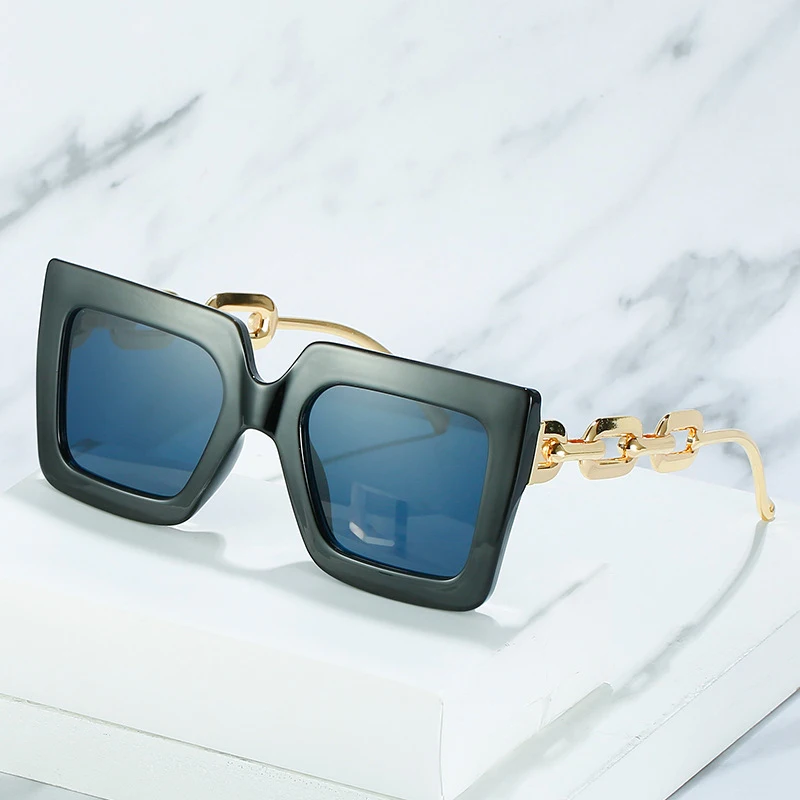 

Trendy Black Square Women Metal Chain Sunglasses Vintage Oversized Sun Glasses Luxury Brands Designer Fashion Shade Glasses