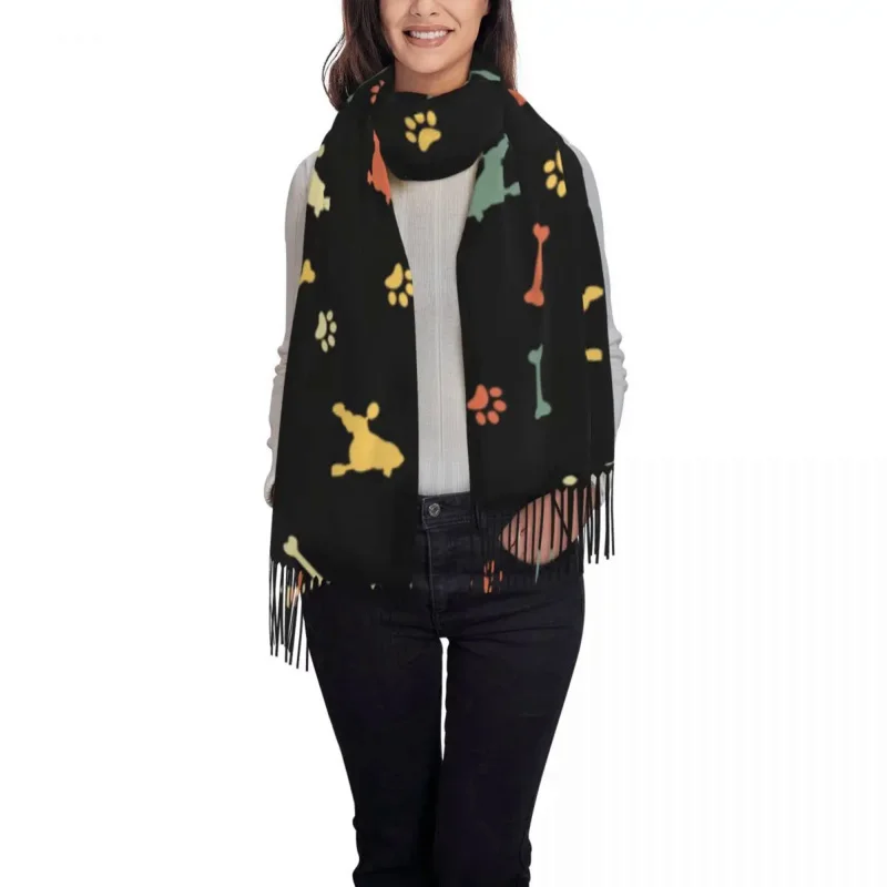 Рисунок 2 - Модная ретро-шаль с рисунком в виде пуделя