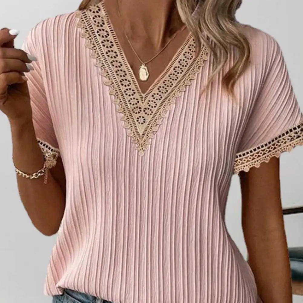 

Женская летняя рубашка с V-образным вырезом и коротким рукавом
