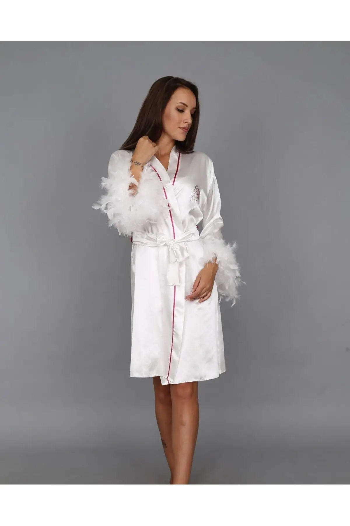 

Dressing Gown Angel Bride Satin Fashion Robe Female Bathrobe Sexy Peignoir Kimono Bride Dressing Gown Gown Gown Gown Gown