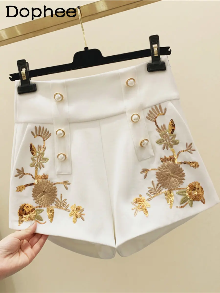 

French Heavy Industry Pearl Double Breasted Casual Shorts Women 2023 New Spring New High Waist Temperament Sequined Black Shorts