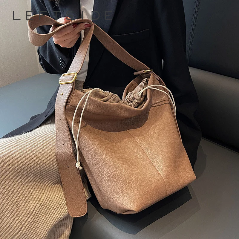 

New Bucket Bags for Women 2022 Winter Trend Solid Designer Leather Crossbody Bag Handbags Drawstring Design