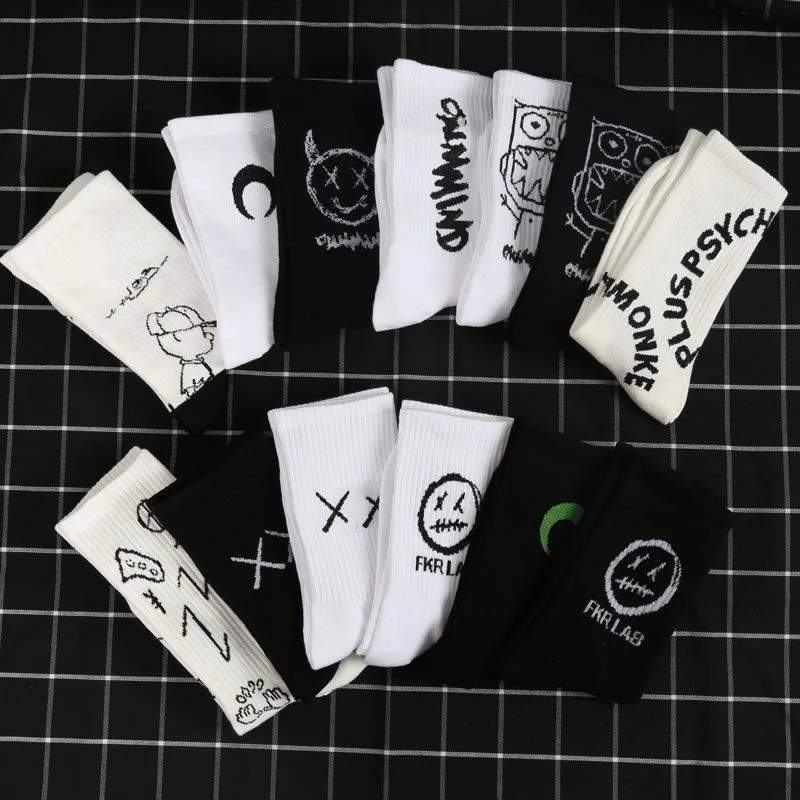 

Cotton Women Couples Hip-hop Japanese Grimace Tall Socks Wild Men Fashion Cartoon Anime Socks Street Skateboard Happy Funny Sock