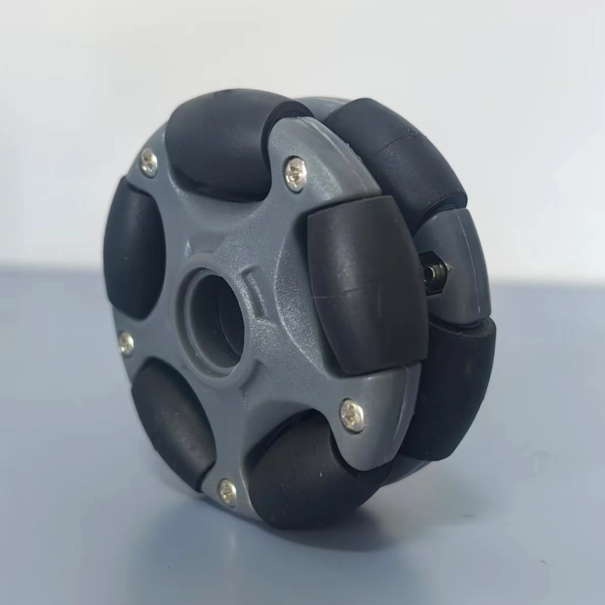 Совместимое пластиковое всенаправленное колесо 58 мм для серводвигателя 14135