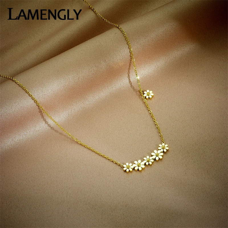 

LAMENGLY 316L Stainless Steel Gold Color Small Flowers Pendant Necklace For Women Fashion Girls Accessories Chain Jewelry Gifts