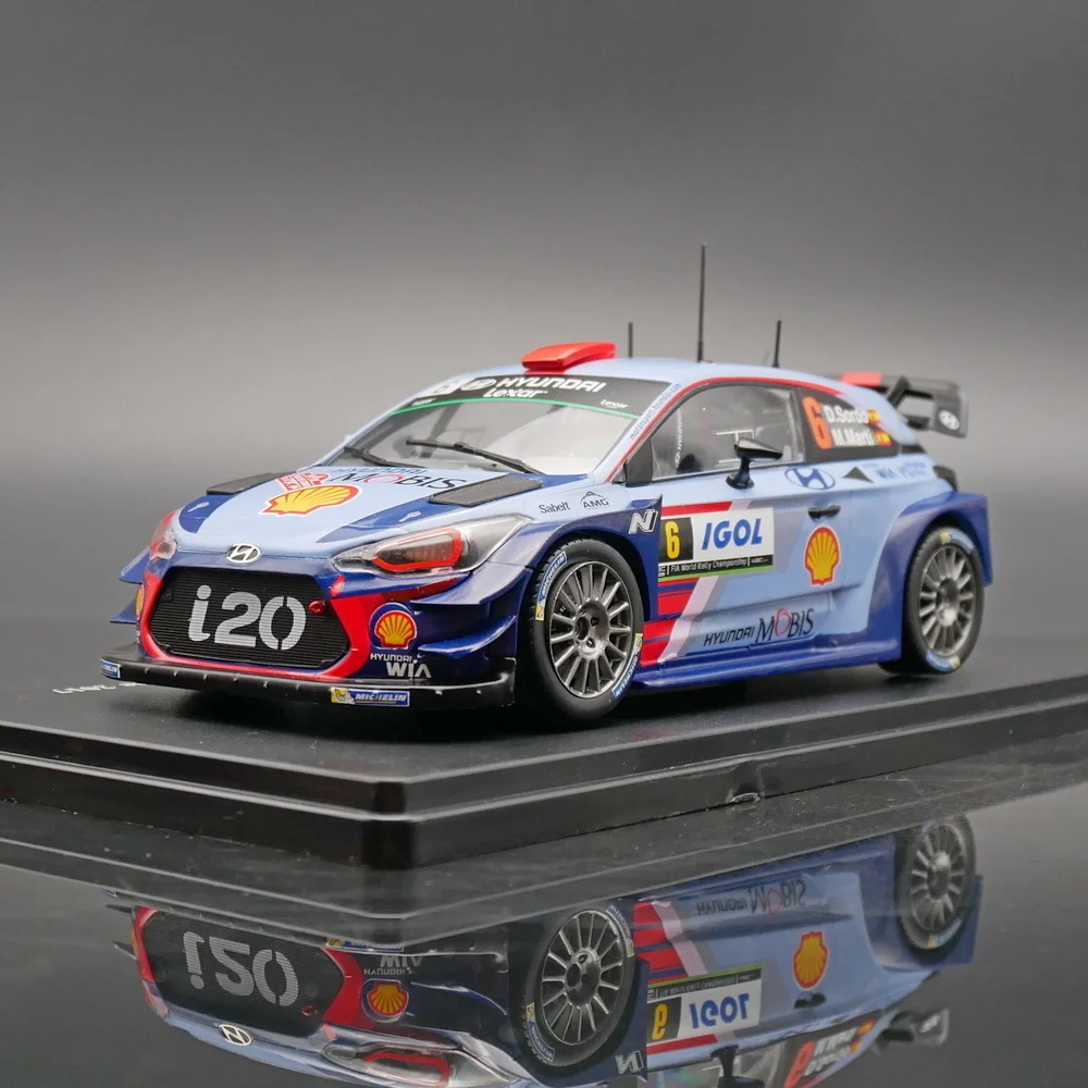 

IXO 1:24 Hyundai i20 WRC 2017 модель автомобиля из сплава