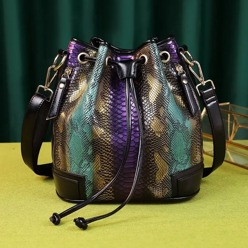 Fashion Snake Pattern Women Crossbody Bags Drawstring Bucket Bag Shoulder Bags Luxury Real Genuine Leather Ladies Handbags