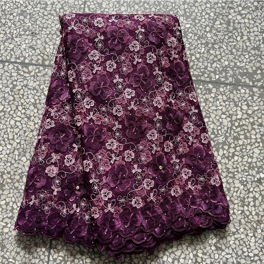 

Latest Nigerian Laces High Quality African Lace Fabric 5 Yards Embroidered Magenta French Tulle Lace Rhinestones Guipure Fabric