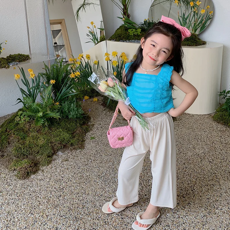 

MILA CHOU 2022 Summer Baby Girls Fashion Pleated Blue Sling Top+Apricot Pants 2Pcs Suit Children Romance Sleeveless Set For Kids