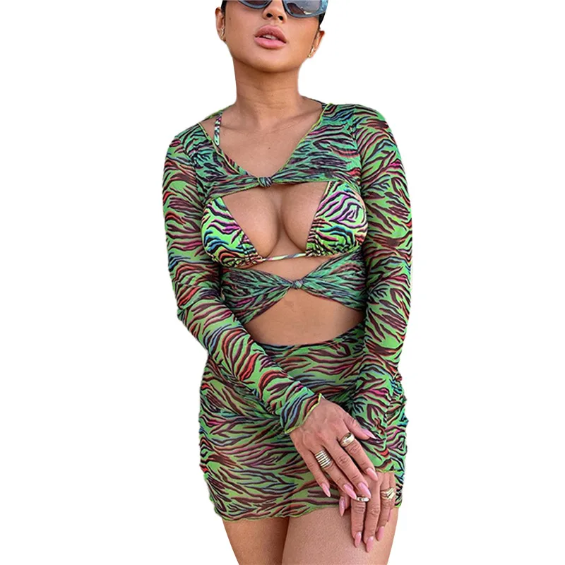 

Женское летнее облегающее платье с длинным рукавом и принтом зебры