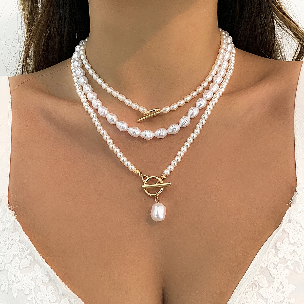 

IngeSight.Z 3pcs/set OT Buckle Imitation Pearl Pendant Necklaces for Women Gorgeous Multilayers Pearls Choker Necklaces Jewelry