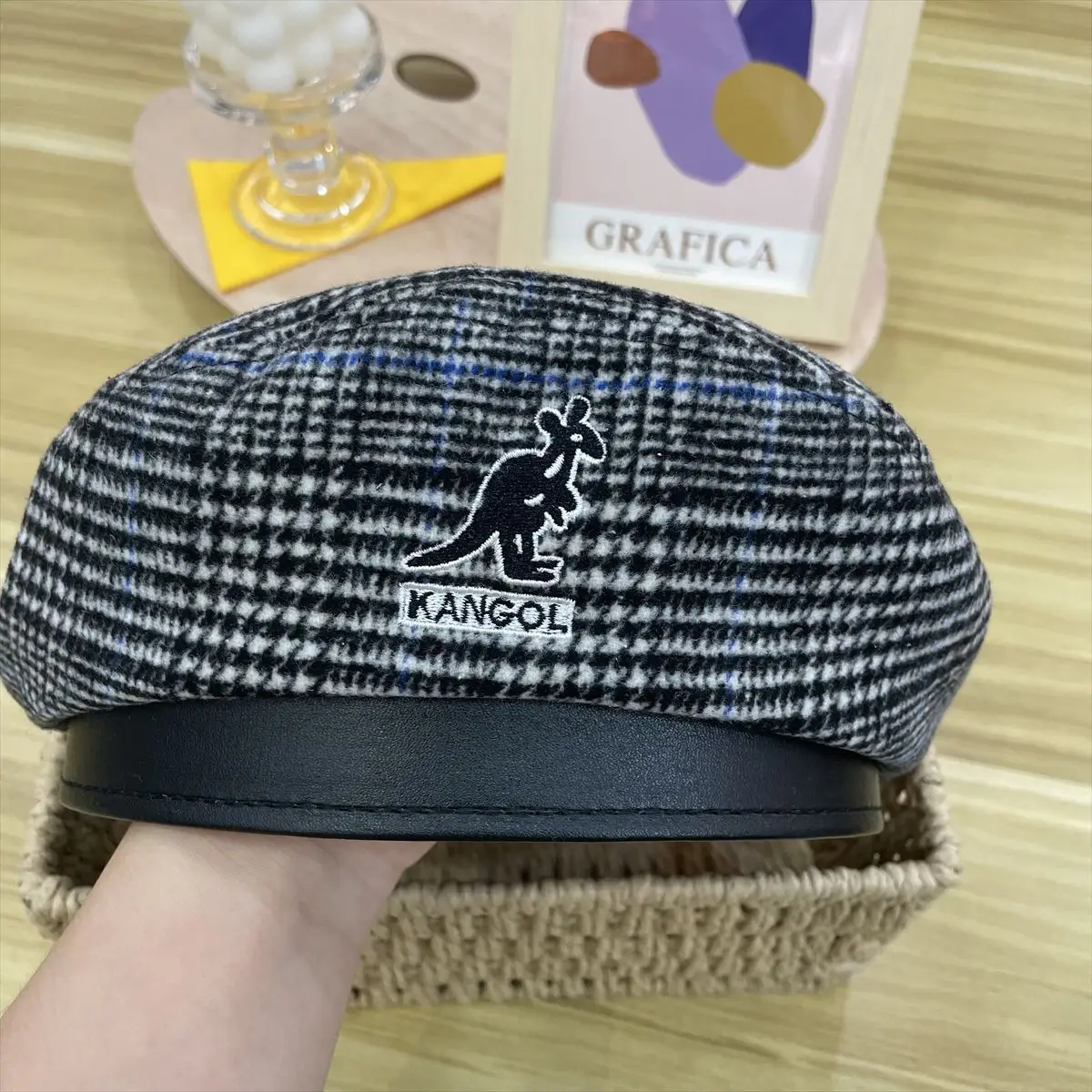 

Fall and Winter Beret Kangaroo Fashion Versatile Woolen Warm Hat Embroidery Beret Fashion Girl