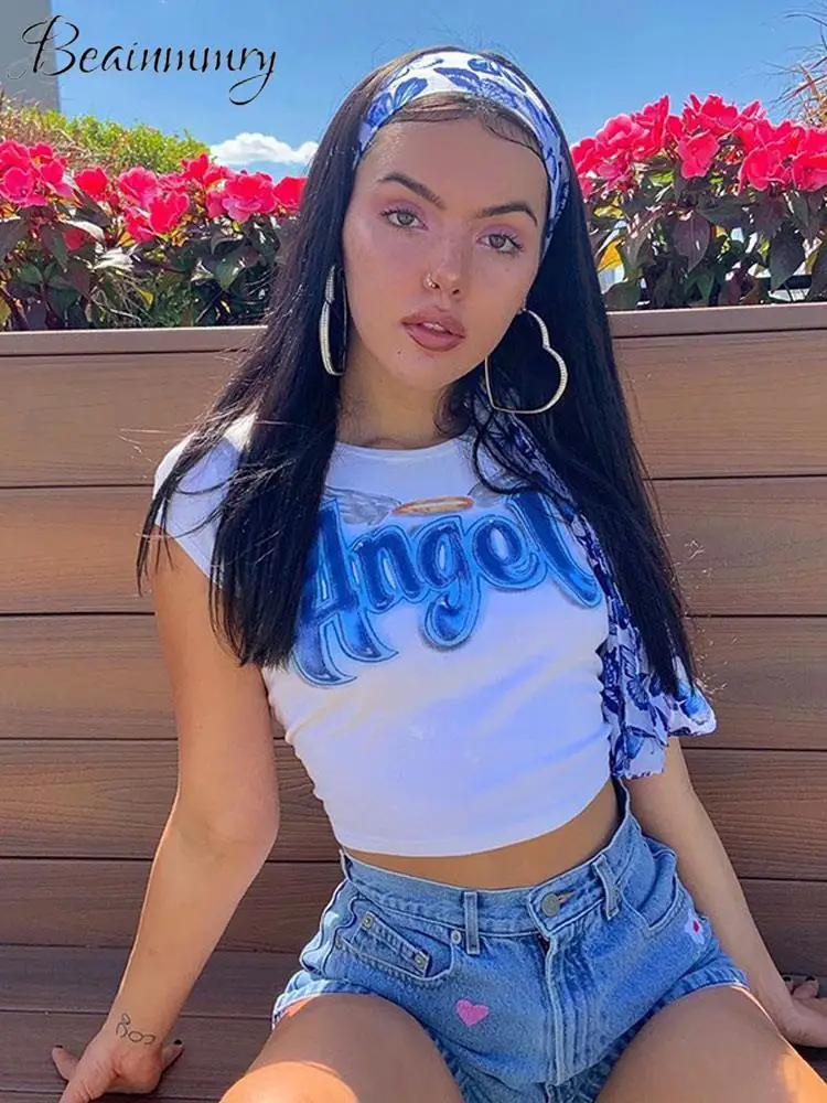 Женская футболка с коротким рукавом и круглым вырезом принтом крыла ангела |