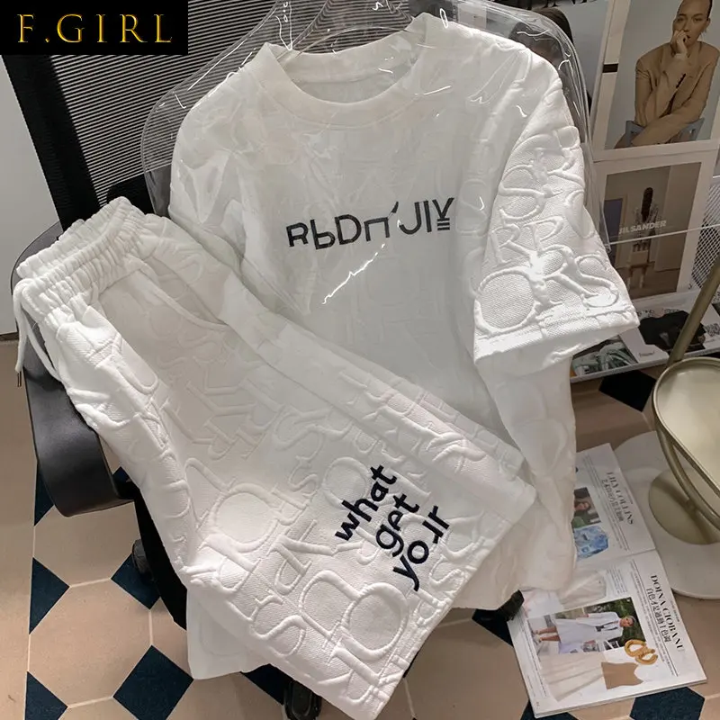 

Summer Suits Women 2023F GIRLS Casual Sportswear Ensemble Femme 2 PièCes éTé 2023 New Loose Embossed Short Sleeve T-Shirts+Wide