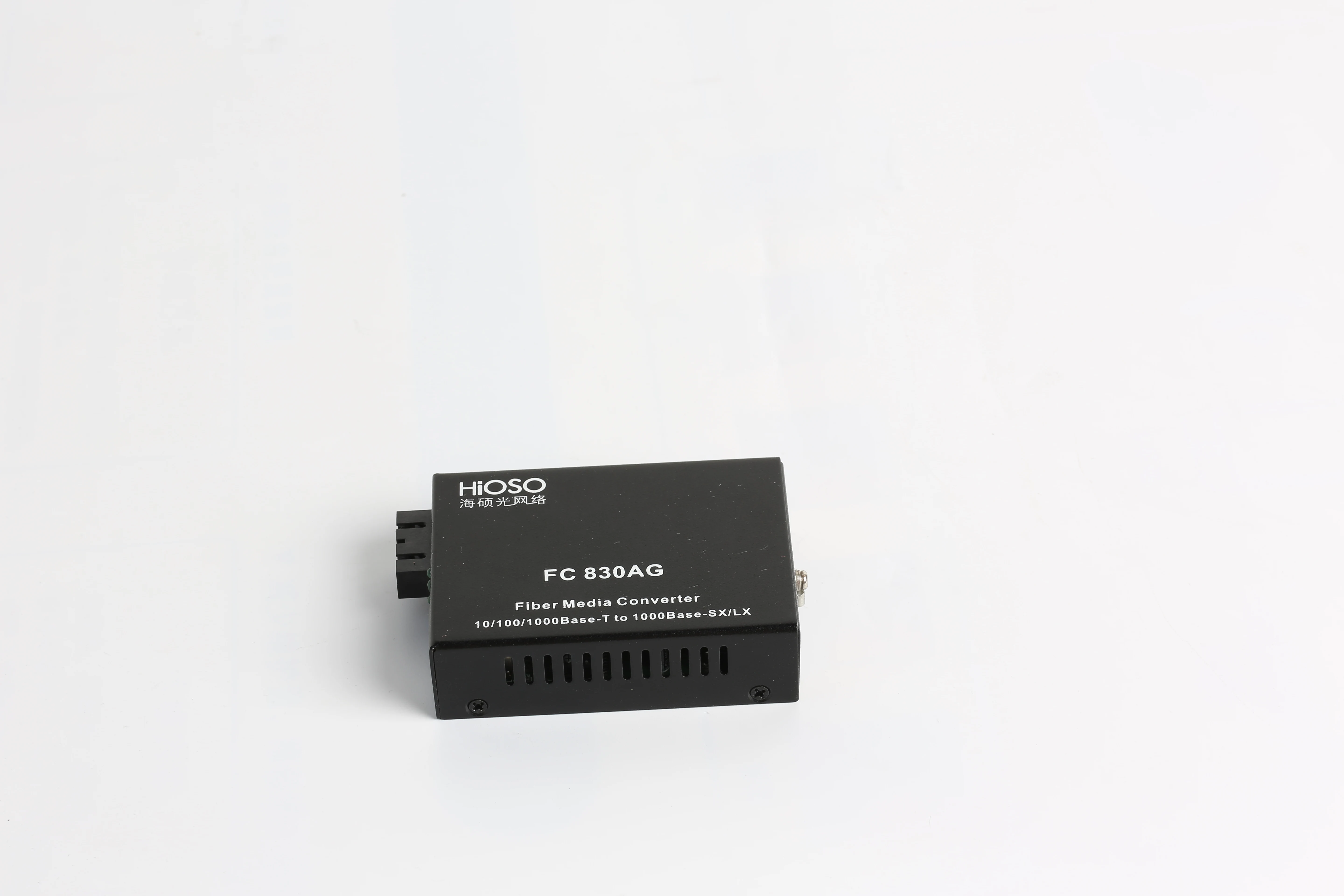 Адаптивный гигабитный Ethernet-медиа-конвертер 10/100 Мбит/с