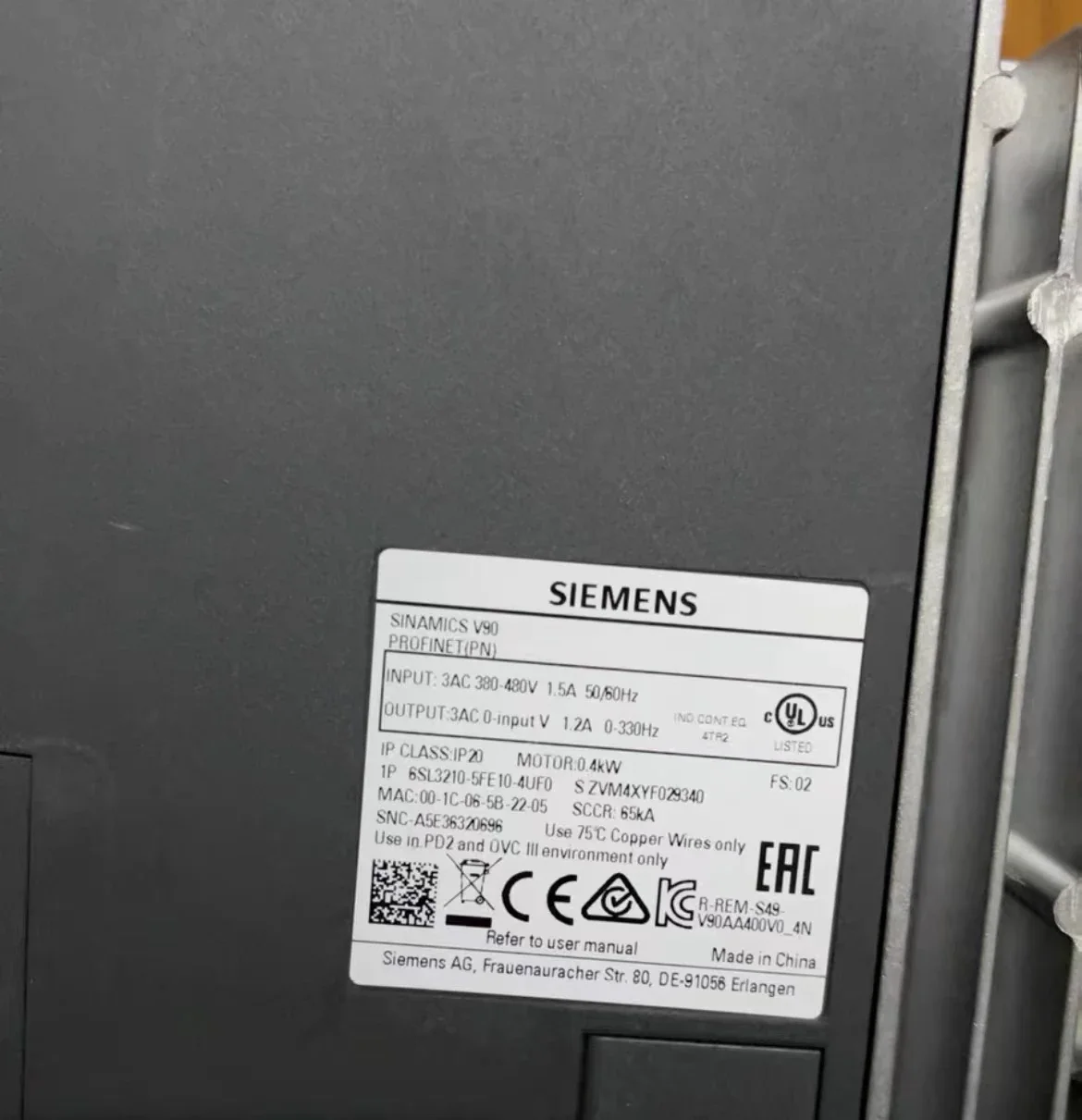 6SL3210-5FE10-4UF0 подержанный протестирован ОК SINAMICS V90 400 В PN FSAA 6SL3210 5FE10 4UF0