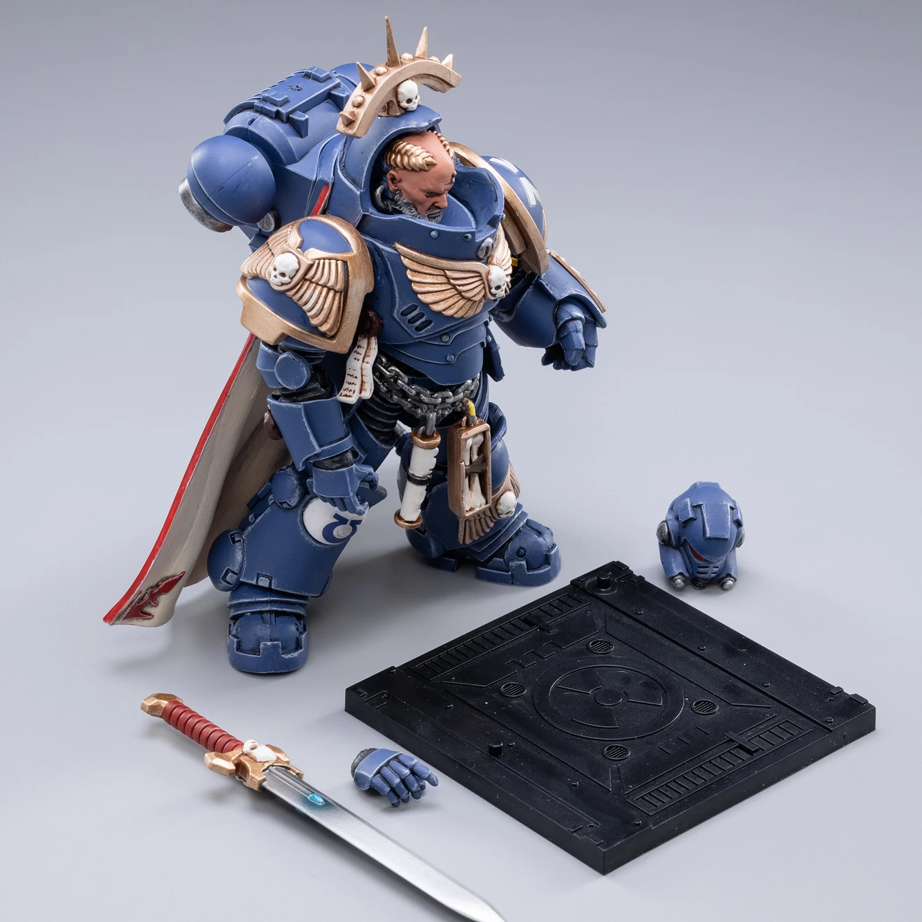 Коллекционная экшн-фигурка JOYTOY 1/18 капитан Primaris из Gravis Armour Brother |