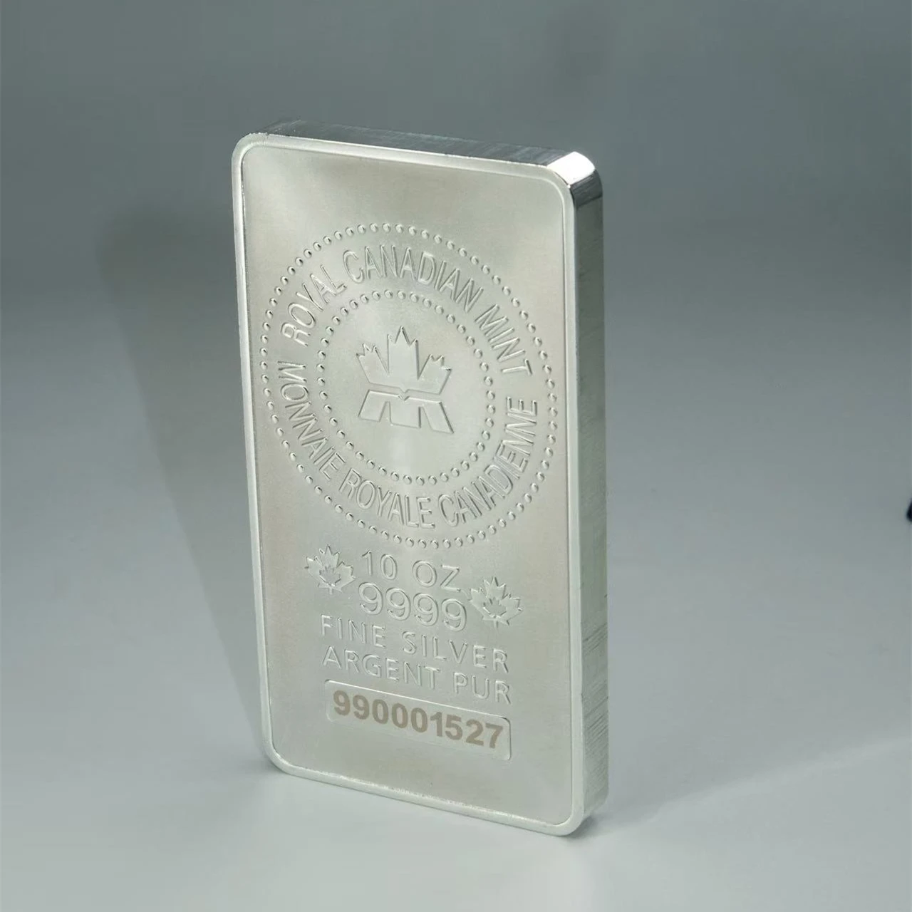 

Коллекционная серебрянная монета SLMTTG ROYAL 10 унций